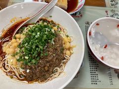 -杨大叔爱面子·四川小吃(岗头店)