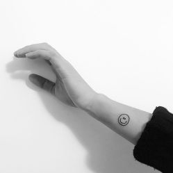 -TATTOO/手工穿孔吧/耳洞/刺青STUDIO