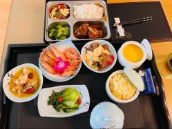 -爱陪伴尊享月子中心(国际店)