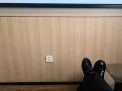 -新盈光·云会所(百丈东路店)