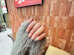 -尤米一站式美甲美睫