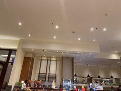 -亚龙湾希尔顿自助餐厅·海鲜·烧烤·沙滩BBQ·现场乐队