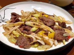京葱爆羊肉-广州中心皇冠假日酒店·百粤楼