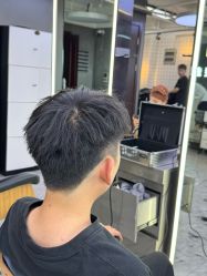 -藤野造型烫发染发