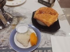 -金马门国际美食百汇(珞喻路店)