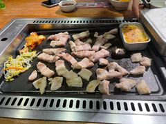 鲜猪颈肉-香猪坊(远洋未来店)