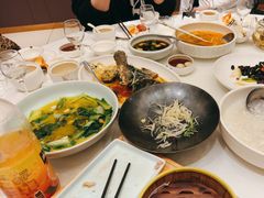 -沪华海鲜大酒楼(南汇店)
