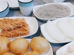 -光头药膳鸡(莱茵小镇店)