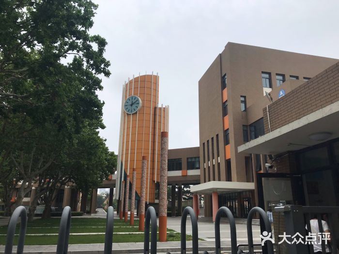 山东省青岛第二中学(江西路分校)图片