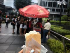 -詹爷爷乌节路街头冰淇淋
