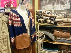 -Oolong乌龙茶古着店