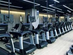 -威克健身游泳(万菱汇店)