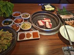 -烧肉一番·新韩式炭火烤肉(大岭山店)