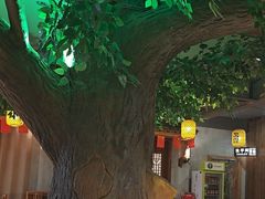 -头上红煨盐鸡·非遗院子餐厅