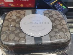 -王府井奥莱临潼小镇(临潼店)