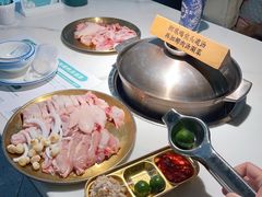 -三个椰子·现砍椰子鸡(金源CBD店)