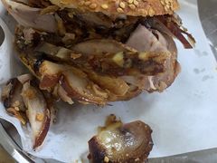 烧饼夹肘子肉-老四烧饼铺(丽源路店)