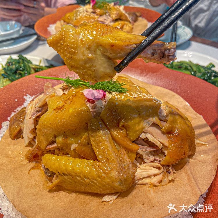 客家菜鼻祖竟然开到天河客运站啦‼️大吉大利，今晚吃🐔