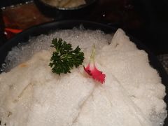 -老牌坊云南鱼豆花火锅(哈西万达店)