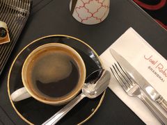 -Salon de The de Joel Robuchon(外滩18号店)