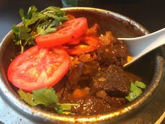 香啤焖牛展-大头虾越式风味餐厅(光明广场店)