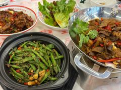 -堂瓦里·33年传统赣菜(第一街区店)