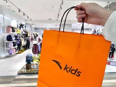 -百盛(万象城店)