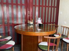 -锅贴王海鲜小馆