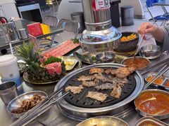 -哈哈碳都·牛肋条无限自助烤肉(宝龙店)
