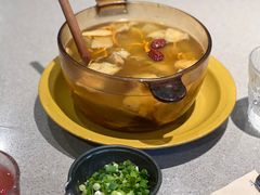 武定母鸡炖菌汤-半山腰·云南菜(侨福芳草地店)