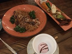 -良木缘咖啡西餐(优品道广场店)