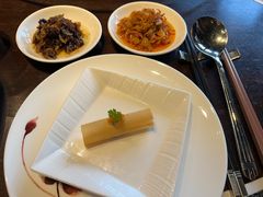 餐具摆设-杭州西子湖四季酒店·金沙厅