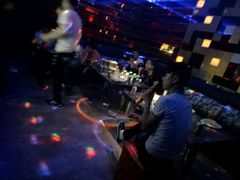 -麦克疯KTV(花园店)