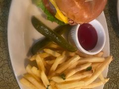 -羽深肉铺 Steak & Wine