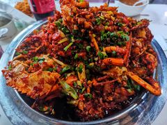 -凤凰路何眼镜香辣蟹(花果园店)