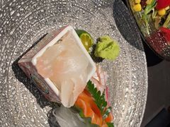 -铭牛烧肉·和牛海鲜自助(高新月牙湖店)