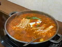 脊骨土豆锅-小公洞韩式豆腐村