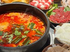 -贵府酸汤牛肉火锅·贵州老字号(飞山街店)