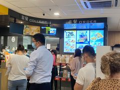 -麦当劳(华融店)