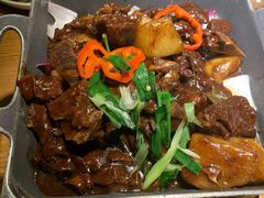 锅仔香焖小牛肉-弄堂里(雨花客厅店)