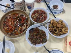-笨罗卜浏阳菜馆(太平街店)