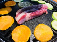 -唯成•韩国炭火烤肉 유성고기