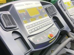 -金港健身游泳(水围店)