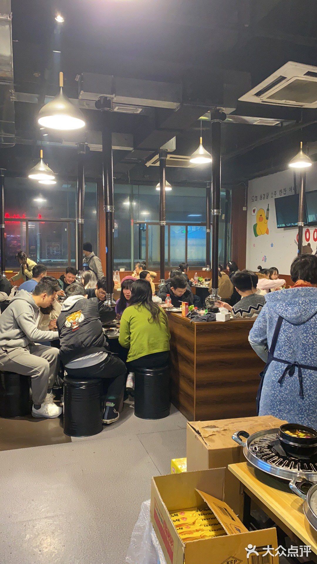 建设路自助烧烤，大口吃肉的感觉真爽～