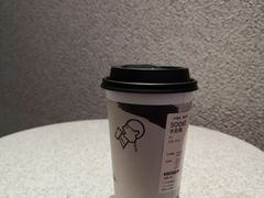 -喜茶(北京华贸购物中心店)