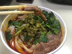 -江三王记牛杂馆(总店)