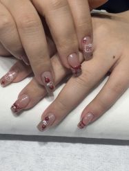 -艾珂·美甲美睫