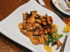-龙悦湾酒家·八阵鱼生·渔人码头店