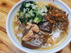 -文山荷鲜居(翠湖店)