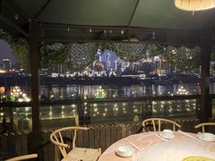 -冰冰龙虾·江湖菜·花园江景餐厅